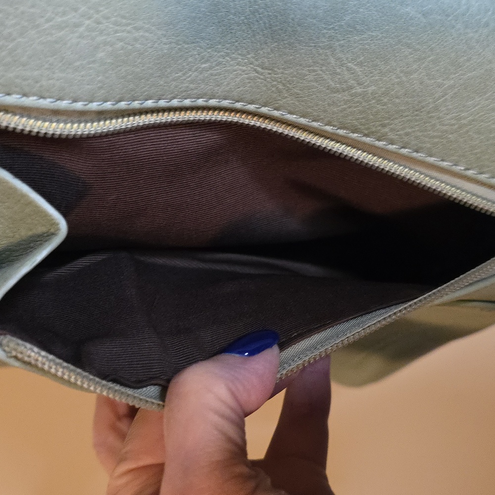 Montana West Sage Green Crossbody Concealed Carry Bag. So Cute and So Roomy! - Picture 6 of 11